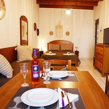 Olga'S Front Yard Apartment Chania  ภายนอก รูปภาพ